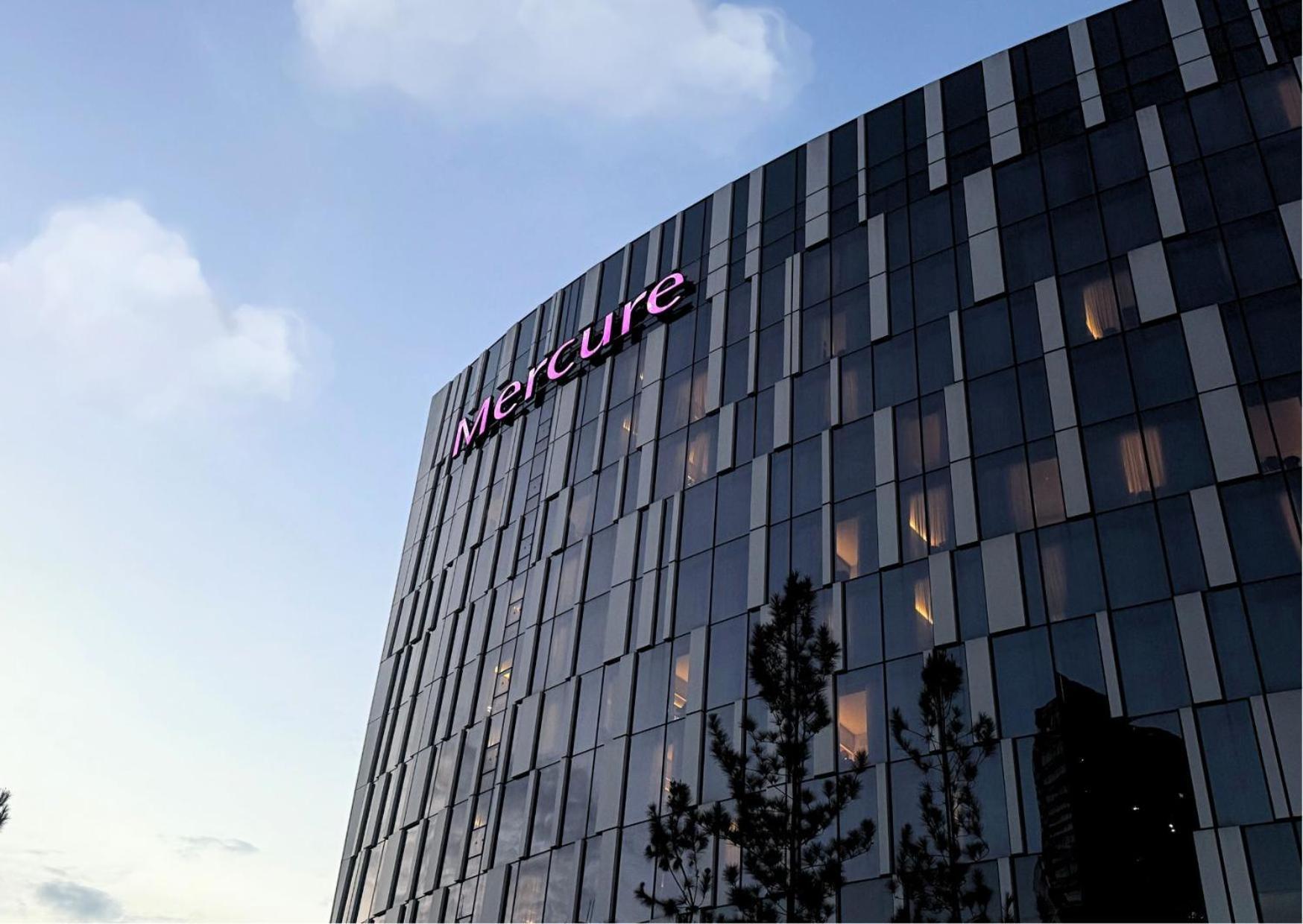 Mercure Singapore On Stevens Exterior foto